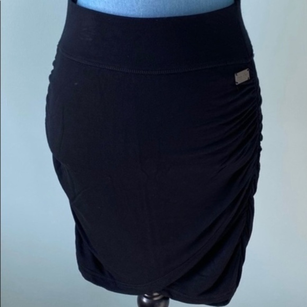Nicole Miller New York Active Collection Fitted Skirt Black Size Small EUC